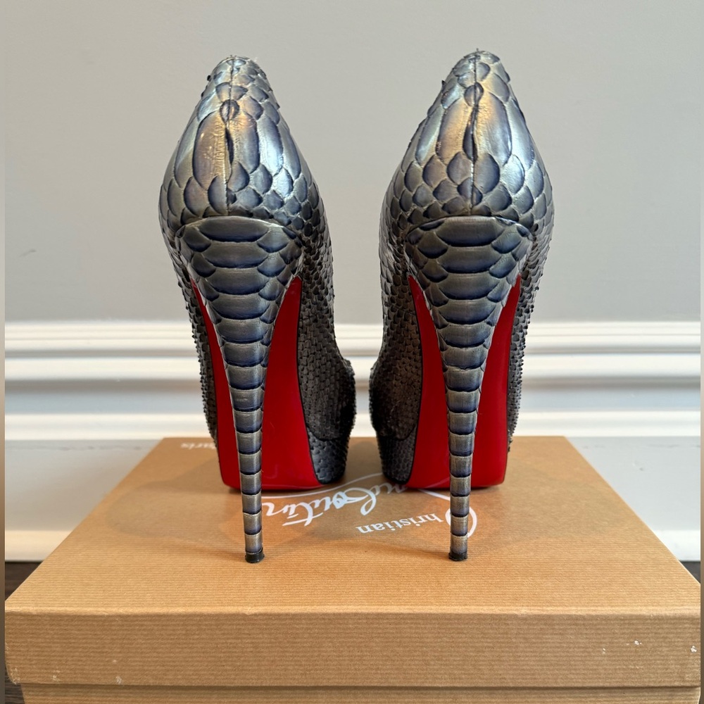 Christian Louboutin Silver Metallic Snakeskin Peep-Toe Pumps - Picture 3 of 9